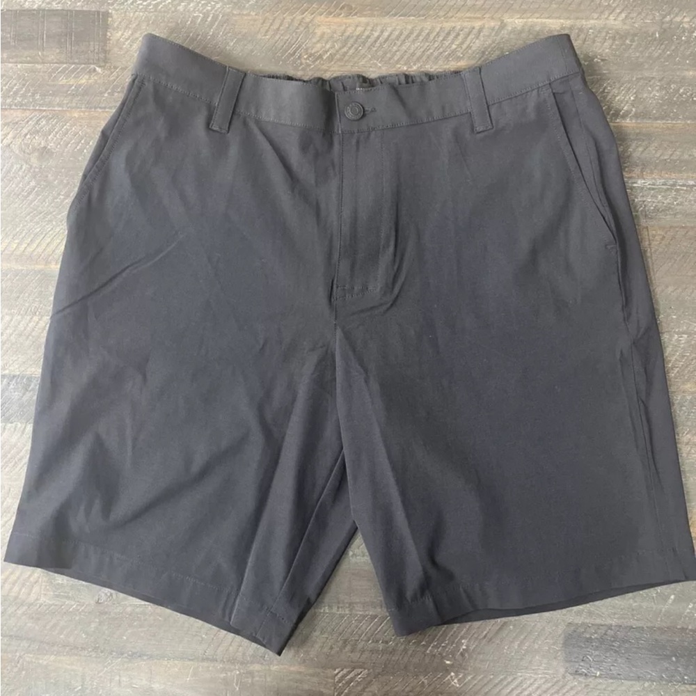Banana Republic Dark Grey Comfort Flat Front Elastic Waist Shorts, Size 36 NWOT